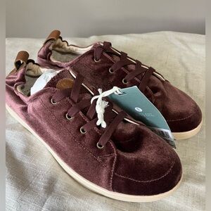 Revitalign Orthotics Santa Clara Betta Sneakers Grape Velvet Sneakers Women’s 11